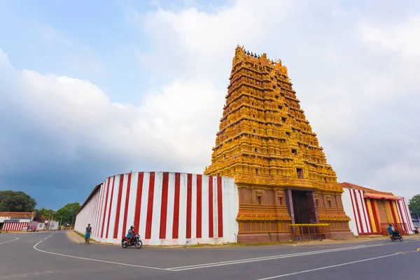 Temple Jaffna Nallur Kandaswamy Gopuram Personnes H — Photo