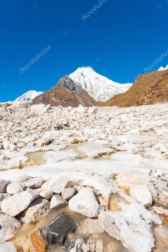 Langtang Lirung Himalayas Mountain Icy River V