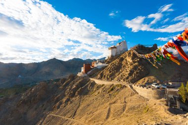 Leh Tsemo Fort Gompa Vadisi Dağları Ladakh H