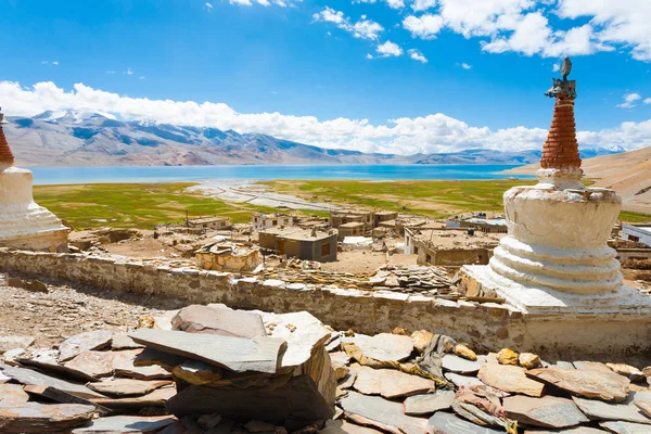 Ladakh Tso Moriri Gölü Korzok köy manastır H — Stok fotoğraf
