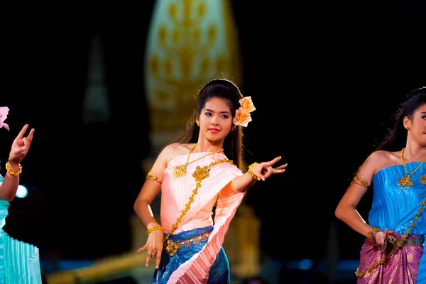 Thailändische Tänzerinnen kneifen sich die Finger — Stockfoto