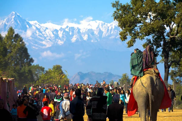 Bandipur Festival Himalaya Gebirgshintergrund — Stockfoto