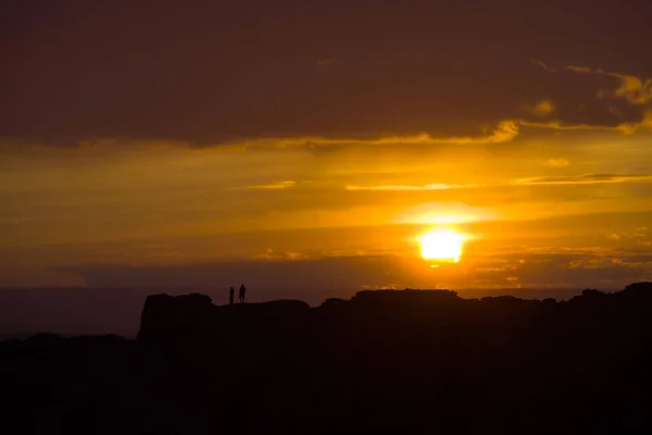 Gobi Wüste Sonnenuntergang Horizont Bergrücken Paar — Stockfoto