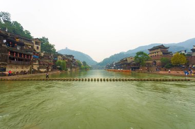 Fenghuang River Center Stepping Stone Bridge