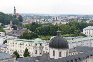Bir yağmurlu günde Salzburg 