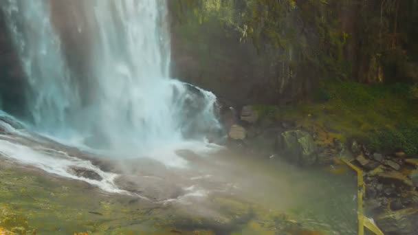 Водопад Шри-Ланки — стоковое видео