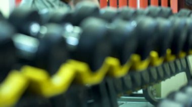 Dumbbels üst üste
