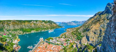 Kotor Körfezi yukarıdan