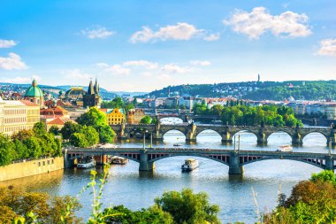 Köprüler Prag satırı