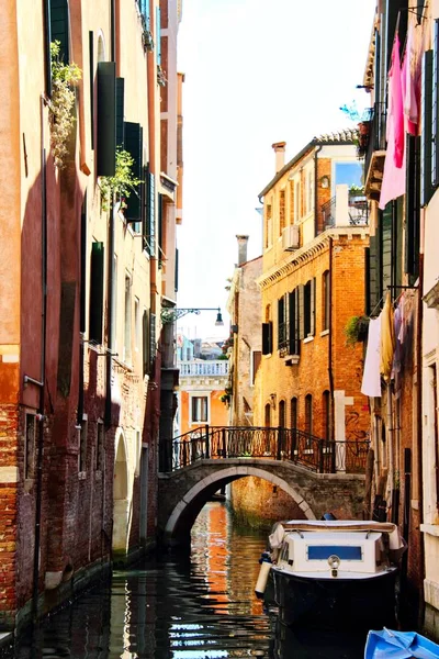 Canal Tranquilo Sin Gente Venecia Italia — Foto de Stock