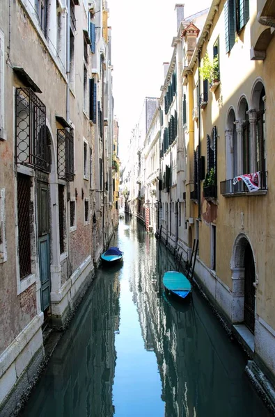Canal Tranquilo Sem Pessoas Veneza Itália — Fotografia de Stock