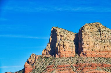 Sedona kırmızı kayalar ile bolluk-in kopya alanı kullanılan mavi gökyüzü.