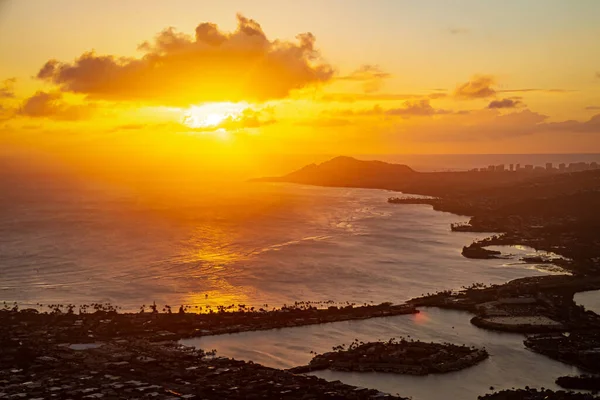 Západ Slunce Nad Havajským Ostrovem Oahu Jak Vidět Vrcholu Hory — Stock fotografie