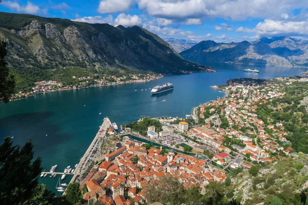 Kotor bay, Monetenegro göster