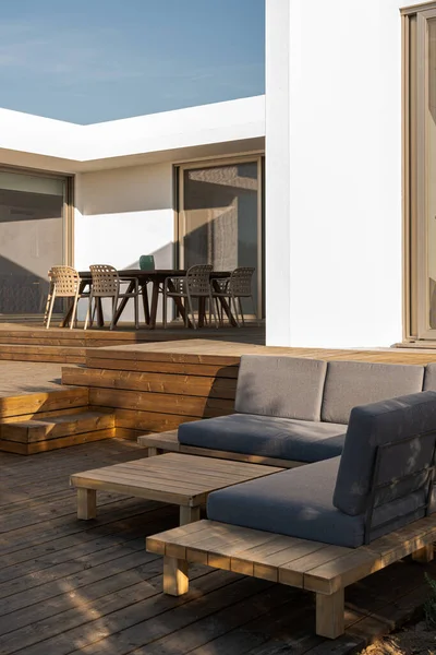 Relax Ecke Mit Kissen Auf Deck Moderner Villa Terrasse — Stockfoto