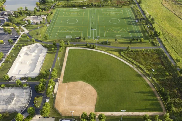 Vista Aérea Playfield Multi Uso Com Diamantes Beisebol Softball Campo — Fotografia de Stock