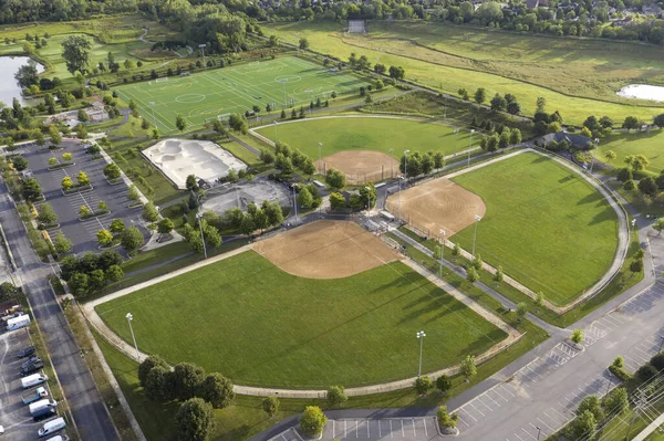 Vista Aérea Playfield Multi Uso Com Diamantes Beisebol Softball Campo — Fotografia de Stock