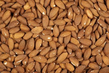 Badem bir sürü dokusuna.