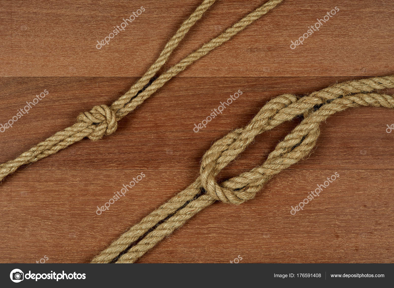 Guide to knitting the sling knot. — Stock Photo © welzevoul 176591408