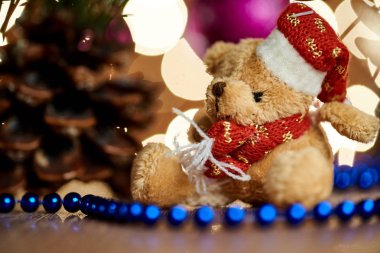 Yeni yıl oyuncaklar Noel ağaçları ve çelenk arka plan üzerine bir bileşimi