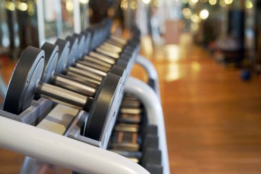 closeup halter salonunda