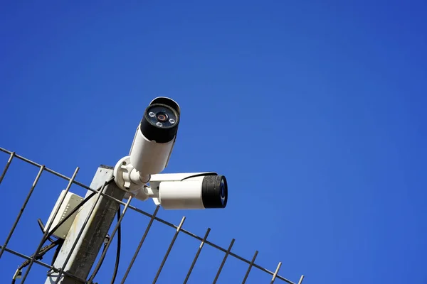 Telecamera di sorveglianza. Telecamera di monitoraggio . — Foto Stock