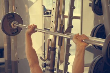 Sporcu eğitim salonunda