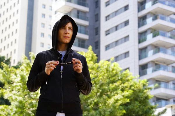 Guy gay in the city — Stock Photo, Image