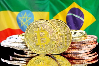Etiyopya ve Brezilya bayrak arkaplanındaki bitcoinler