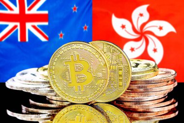 Yeni Zelanda ve Hong Kong bayrak arkaplanındaki bitcoinler