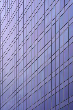 Bina penceresi kapanıyor. New Neig 'deki modern apartmanlar