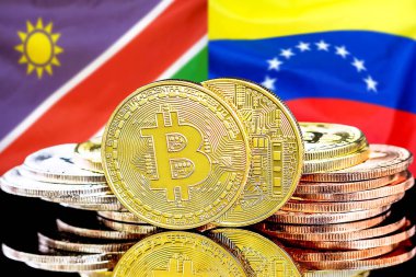 Namibya ve Venezuela bayrak arkaplanındaki bitcoinler.