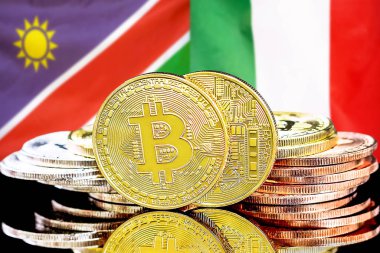Namibya ve İtalya bayraklarında Bitcoins.