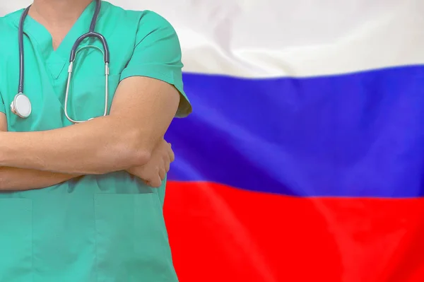 Cirujano Masculino Médico Con Estetoscopio Fondo Bandera Rusia Salud Concepto —  Fotos de Stock