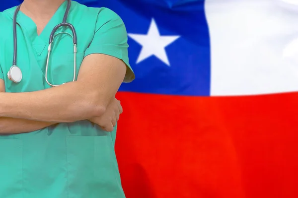 Chirurg Oder Arzt Mit Stethoskop Auf Dem Hintergrund Der Chilenischen — Stockfoto