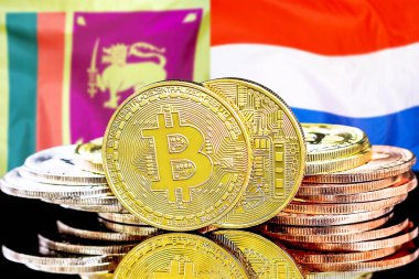 Sri Lanka ve Hollanda 'daki kripto para birimi ve engelleme teknolojisi yatırımcıları için kavram. Sri Lanka ve Hollanda bayrağının arka planında Bitcoin 'ler.
