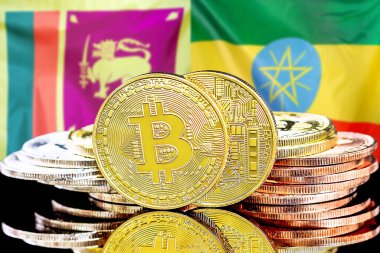 Sri Lanka ve Etiyopya 'daki kripto para birimi ve engelleme teknolojisi yatırımcıları için kavram. Sri Lanka ve Etiyopya bayrağının arka planında Bitcoin 'ler.