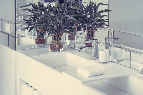 Intérieur Salle Bain Avec Lavabo Robinet Salle Bain Évier Intérieur — Photo