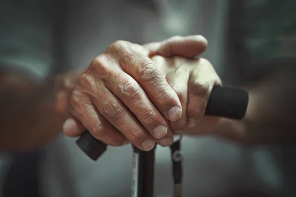 Hand Old Man Holding Cane Senior Man Holding Cane Close — Stock Photo, Image