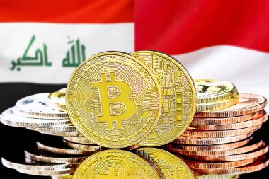 Irak ve Monako 'daki kripto para birimi ve engelleme teknolojisi yatırımcıları için konsept. Irak ve Monako bayrağının arka planında Bitcoin 'ler.