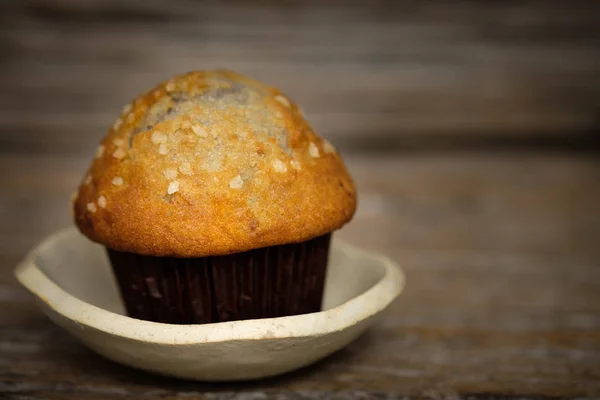 Natürmort blueberry muffins rustik tarzda. — Stok fotoğraf