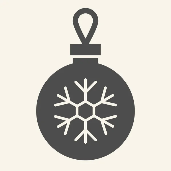 Різдвяний м'яч солідний значок. Іграшка зі скляного дерева зі сніжинкою у стилі гліф піктограма на білому тлі. Куля для ялинки для мобільних концепцій та веб-дизайну. Векторна графіка . — стоковий вектор