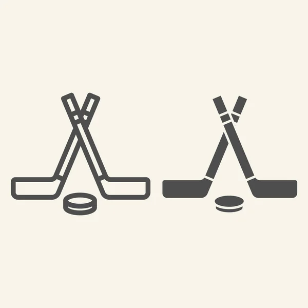 Hockey sticks lijn en solide pictogram. Wintersport borden schetsen stijl pictogram op beige achtergrond. Gekruiste hockeysticks en puck voor mobiel concept en webdesign. vectorgrafieken. — Stockvector