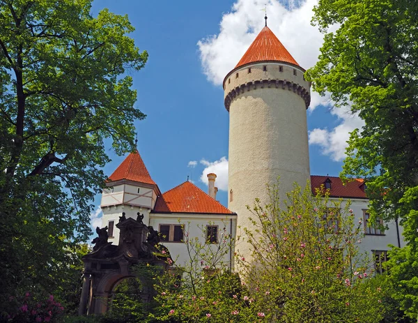 República Tcheca, Konopiste, 16 de maio de 2017: bate-papo no castelo de estado tcheco — Fotografia de Stock