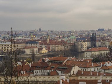 Prag şehir panorama teen kule, charles b ile eski şehir görünümü