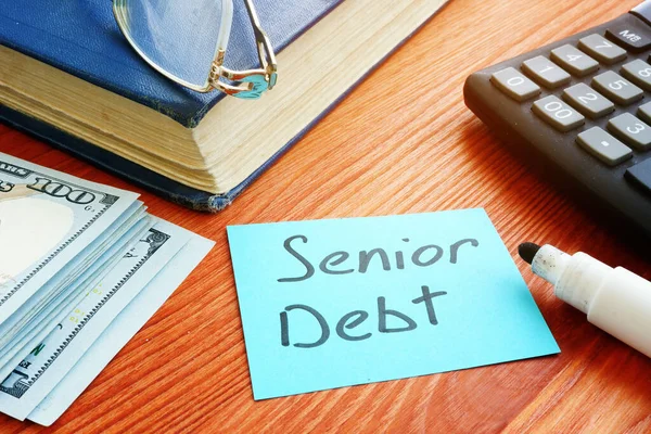 Conceptuele foto met hand geschreven tekst Senior Debt — Stockfoto