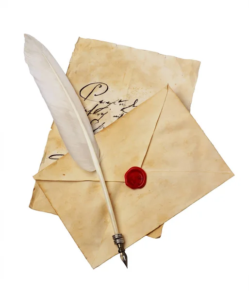 Carta antigua con escritura vintage, sobre y pluma — Foto de Stock