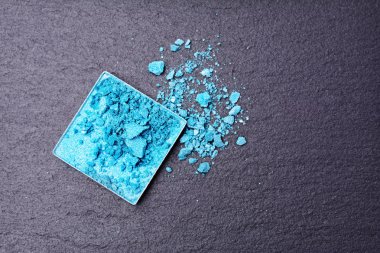 Turkuaz ezilmiş kaptırdın 