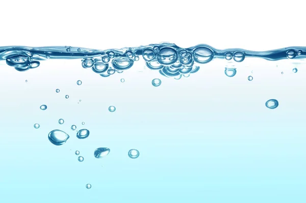 干净的蓝色的水和空气泡沫 — 图库照片