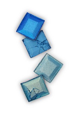 İçin mavi kaza göz farı makyaj kozmetik ürünü örnek